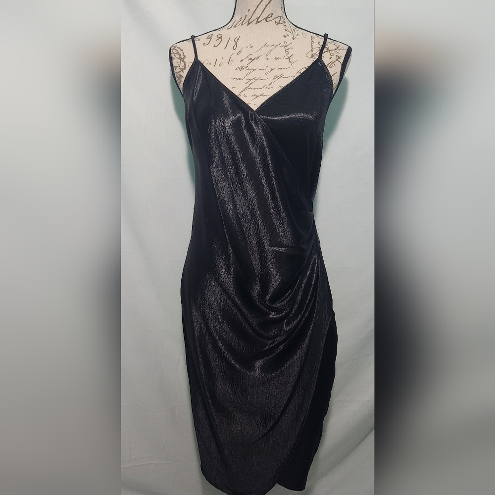 BCBGeneration Sexy Black Shimmery Satin Wrap Style Dress W Side Ruching. Size 6.